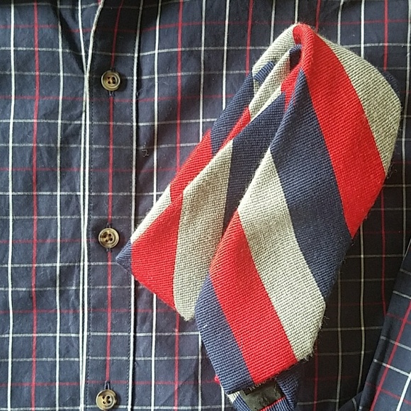 Bar III dress shirt and tie - Picture 2 of 3